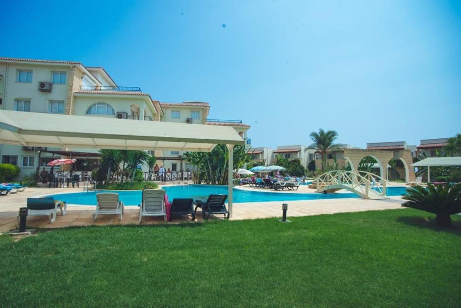 Sunrise Beach Club Gastria Exterior photo